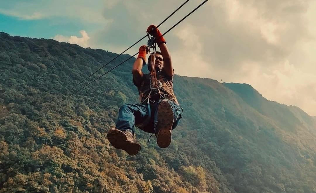 Ziplining at Mawkdok Dympep Valley