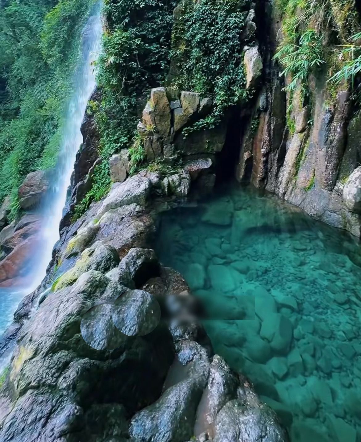 Pung Lyer Falls, Cherrapunji, Meghalaya